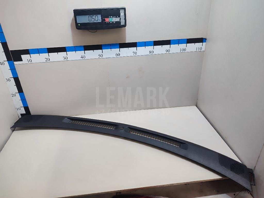 Накладка декоративная 683104EA0A Nissan