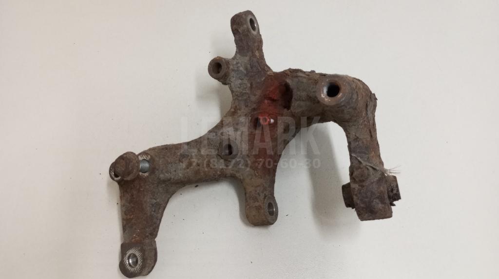 Кулак поворотный задний правый 1K0505436AC VAG