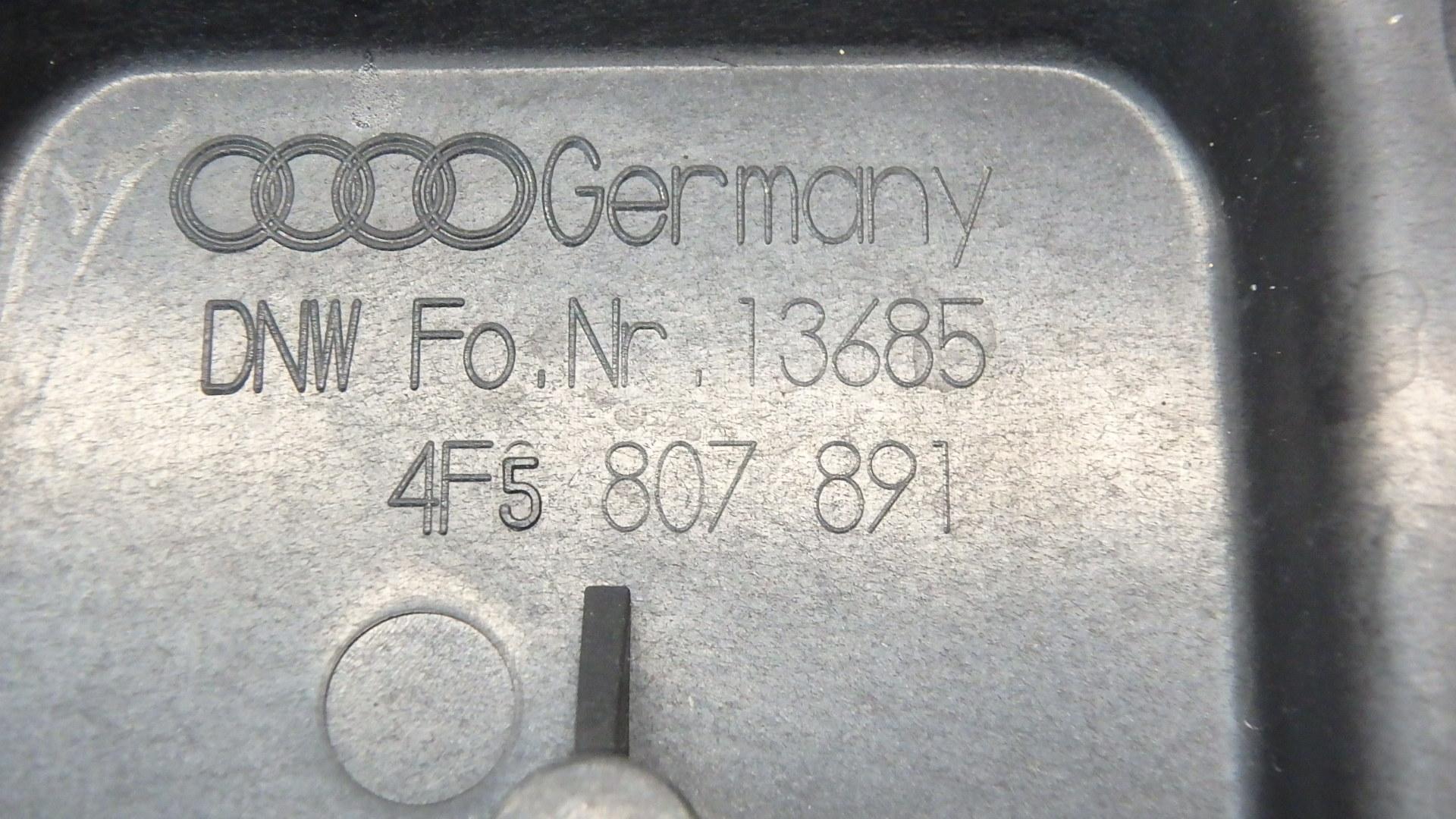 Направляющая заднего бампера левая для  Audi A4 [B9] 2015