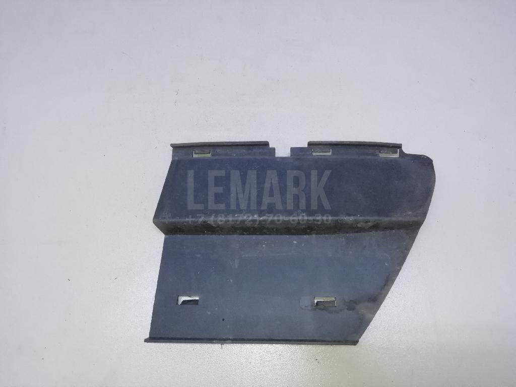 Заглушка бампера правая 1343847 Ford