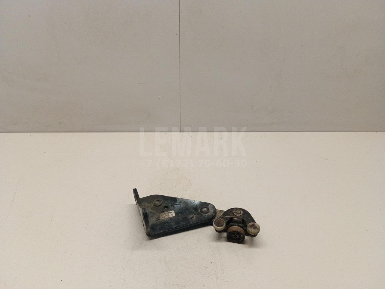 Ролик двери сдвижной нижний 7E0843398G VAG