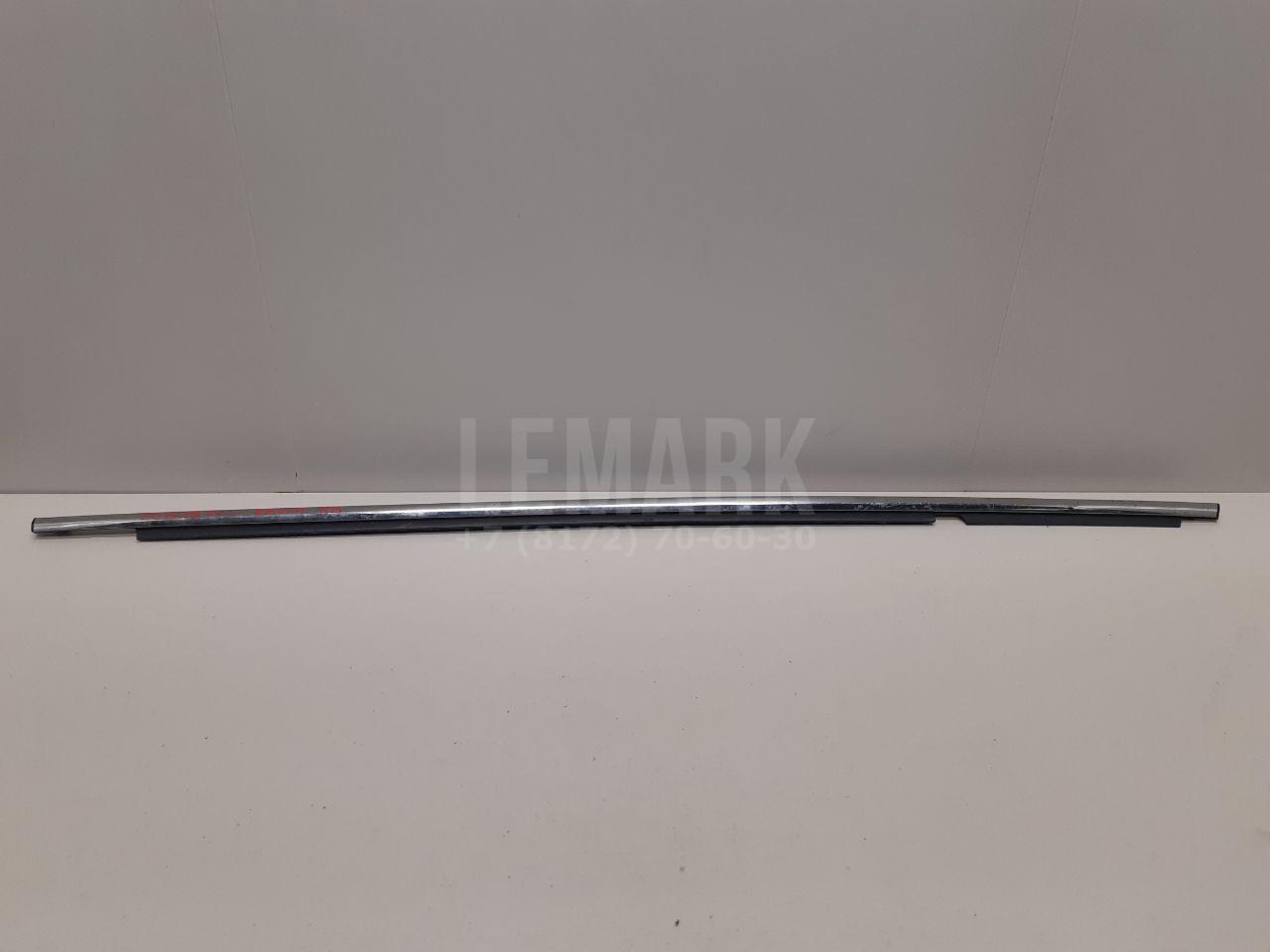 Накладка стекла заднего правого 7573042040 Toyota