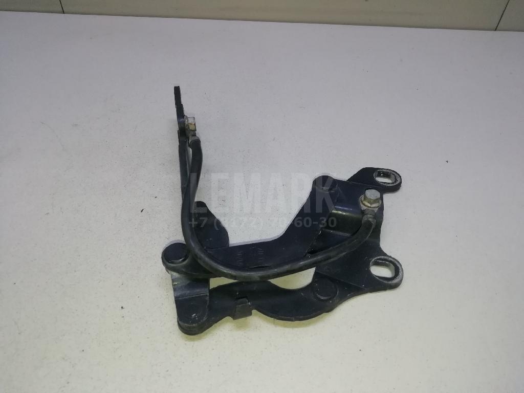 Петля капота левая для  Alfa Romeo 147 2001-2010