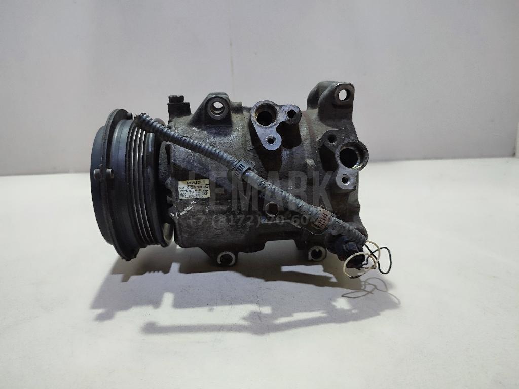 Компрессор кондиционера 8831006390 Toyota