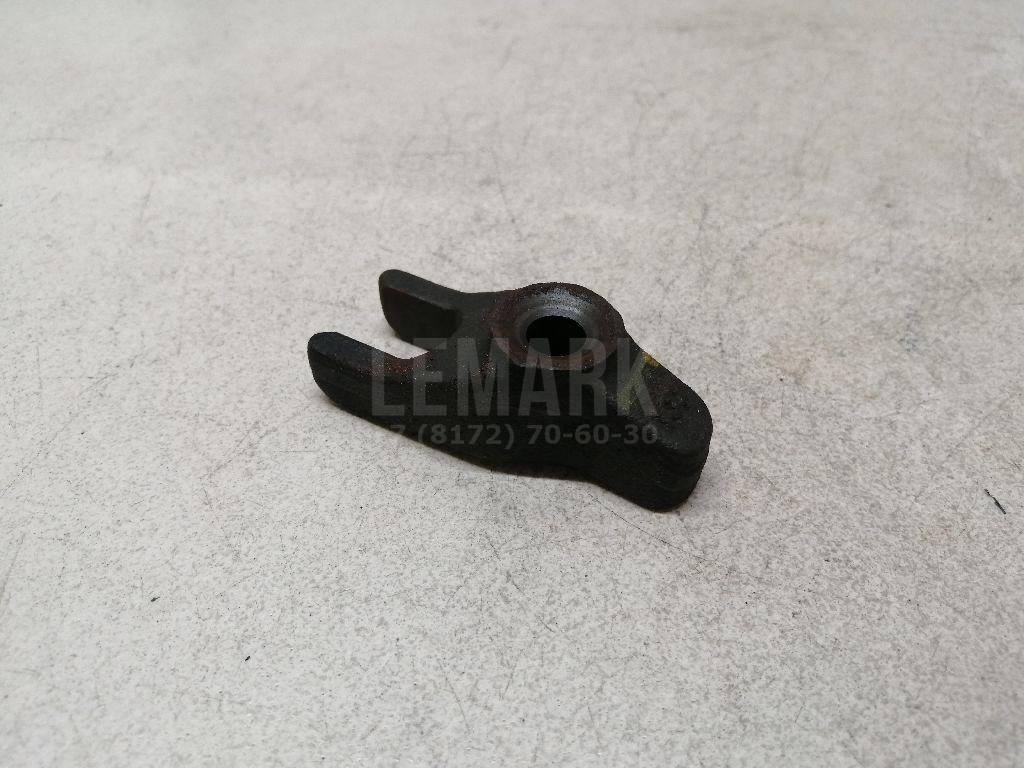 Кронштейн форсунки 338142F600 Hyundai-Kia