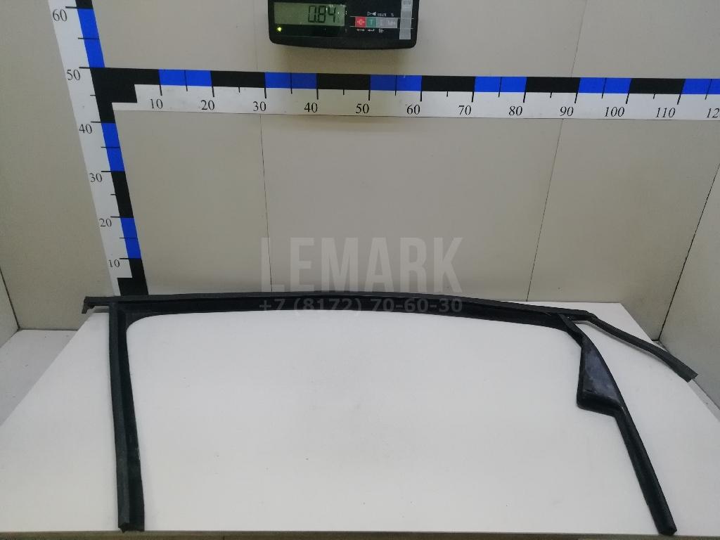 Уплотнитель стекла двери 5M0837432C5AP VAG