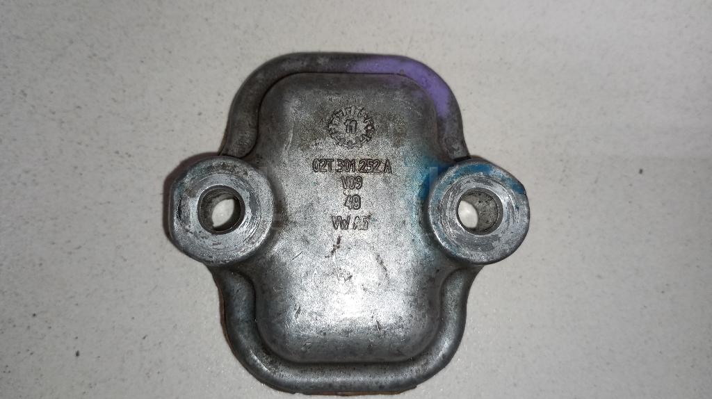 Крышка КПП 02T301252A VAG