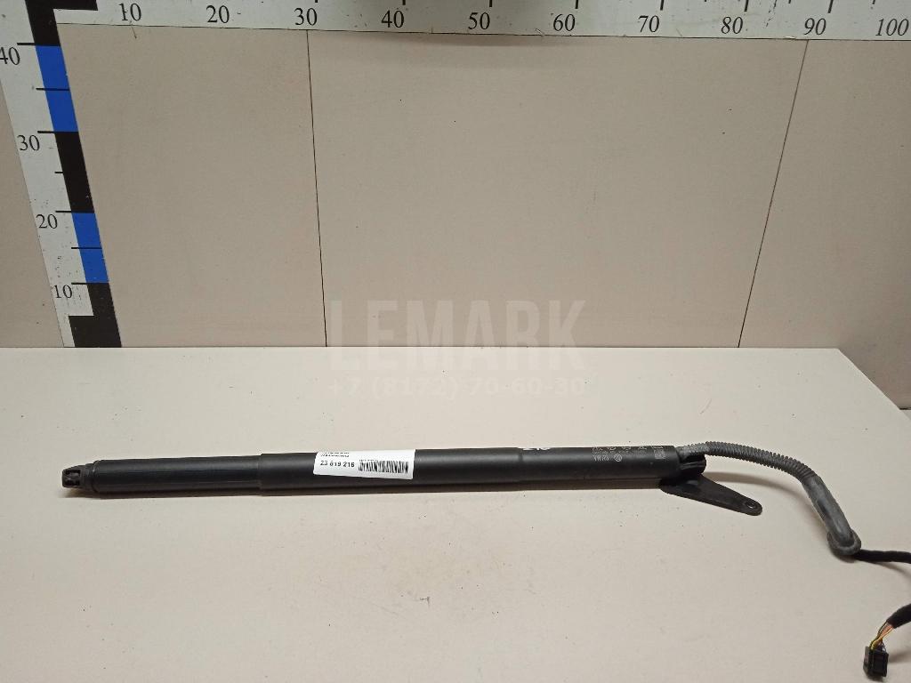 Амортизатор двери багажника 5NA827851D VAG