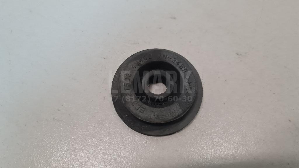 Подушка радиатора 215064M400 Nissan