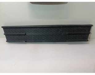 Накладка переднего бампера под номер для Ford Kuga 2012-2019 с разборки состояние хорошее