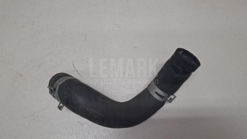 Патрубок радиатора 165720V180 Toyota