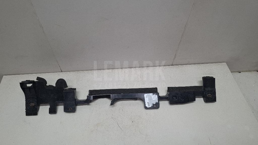 Кронштейн радиатора 215424EA0A Nissan
