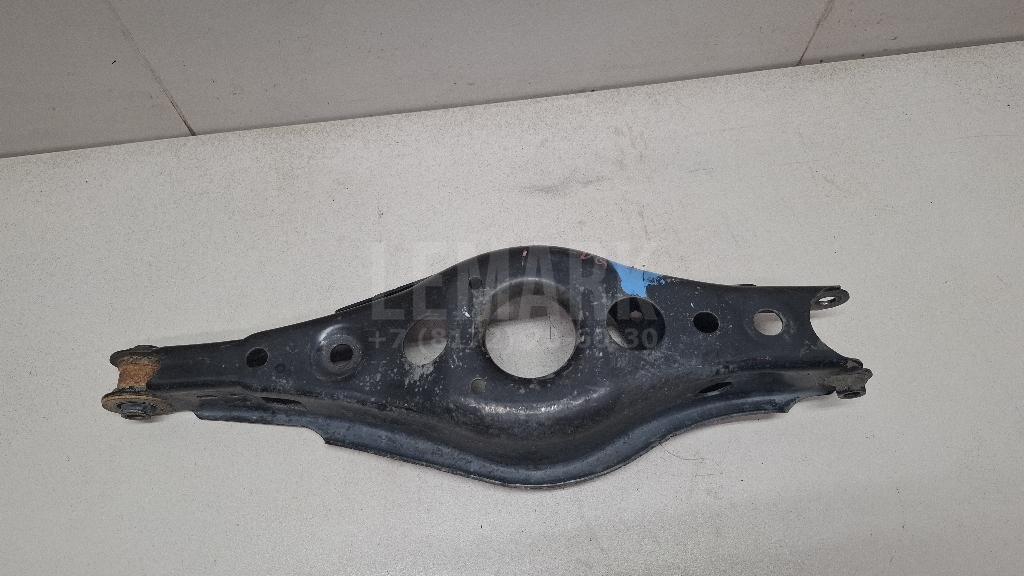 Рычаг задний поперечный правый 4873042050 Toyota