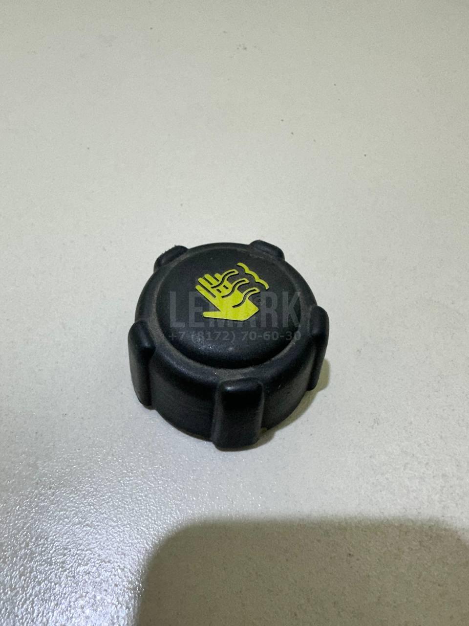 Крышка расширительного бачка 8200048024 Renault