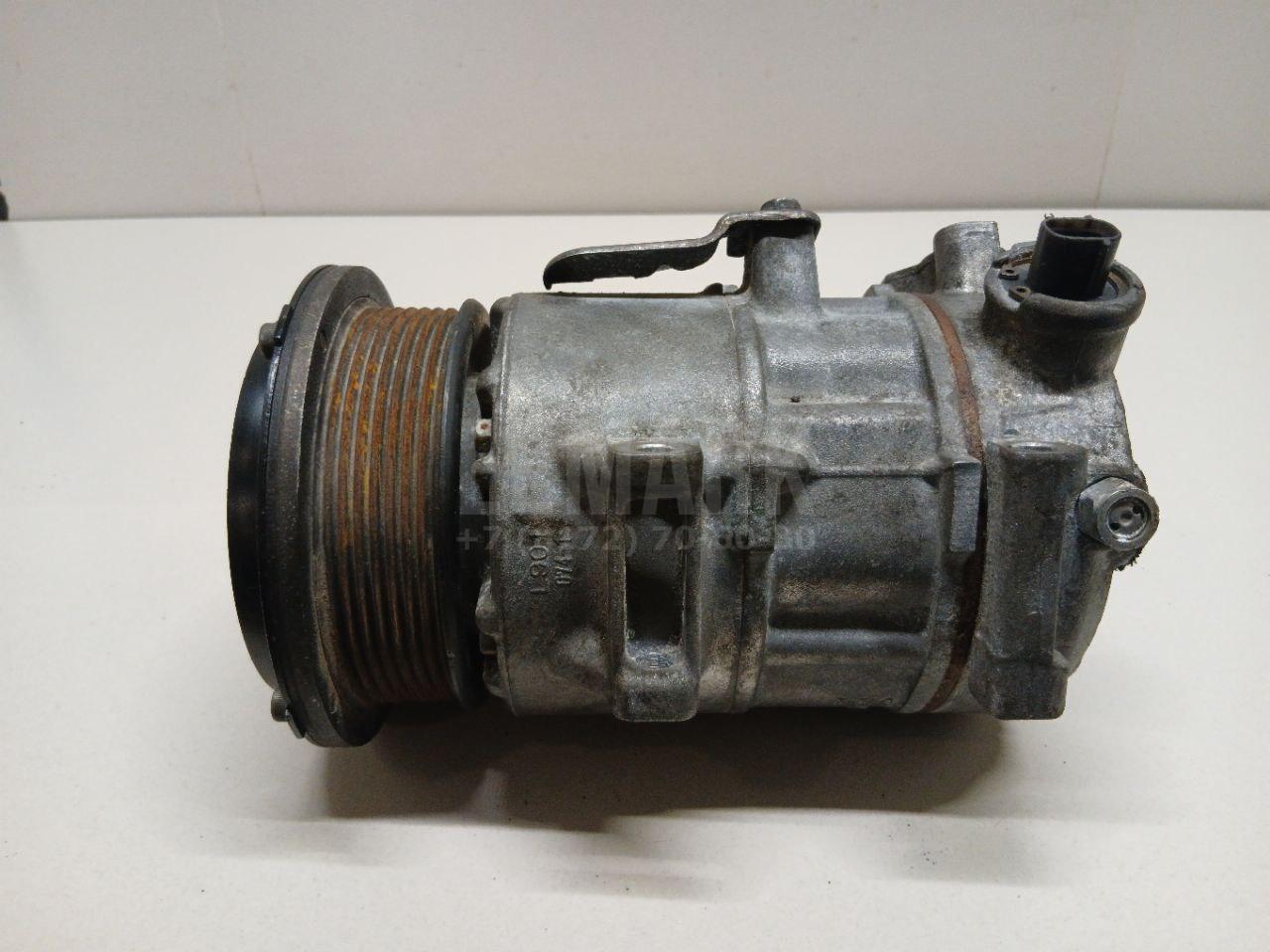 Компрессор кондиционера 8831042270 Toyota