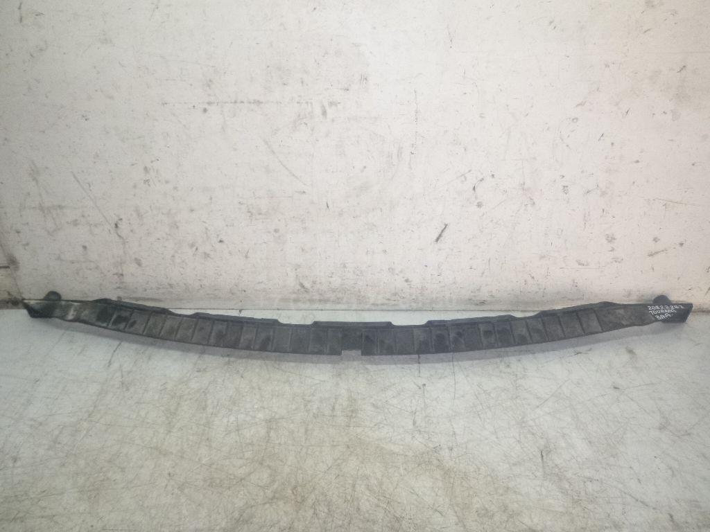 Направляющая заднего бампера 7L6807863B VAG