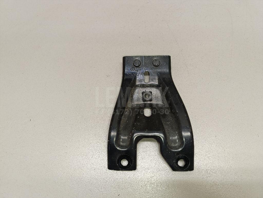 Кронштейн замка капота 5C6805567 VAG