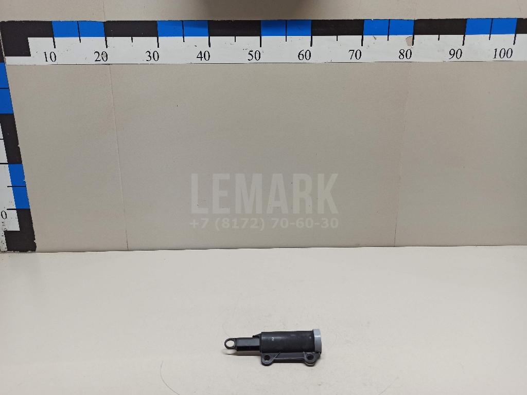 Демпфер бардачка 845483L000 Hyundai-Kia
