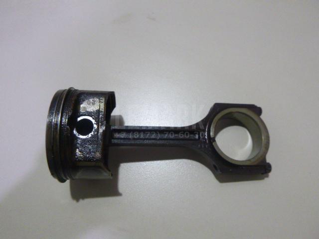Шатун 2351025000 Hyundai-Kia