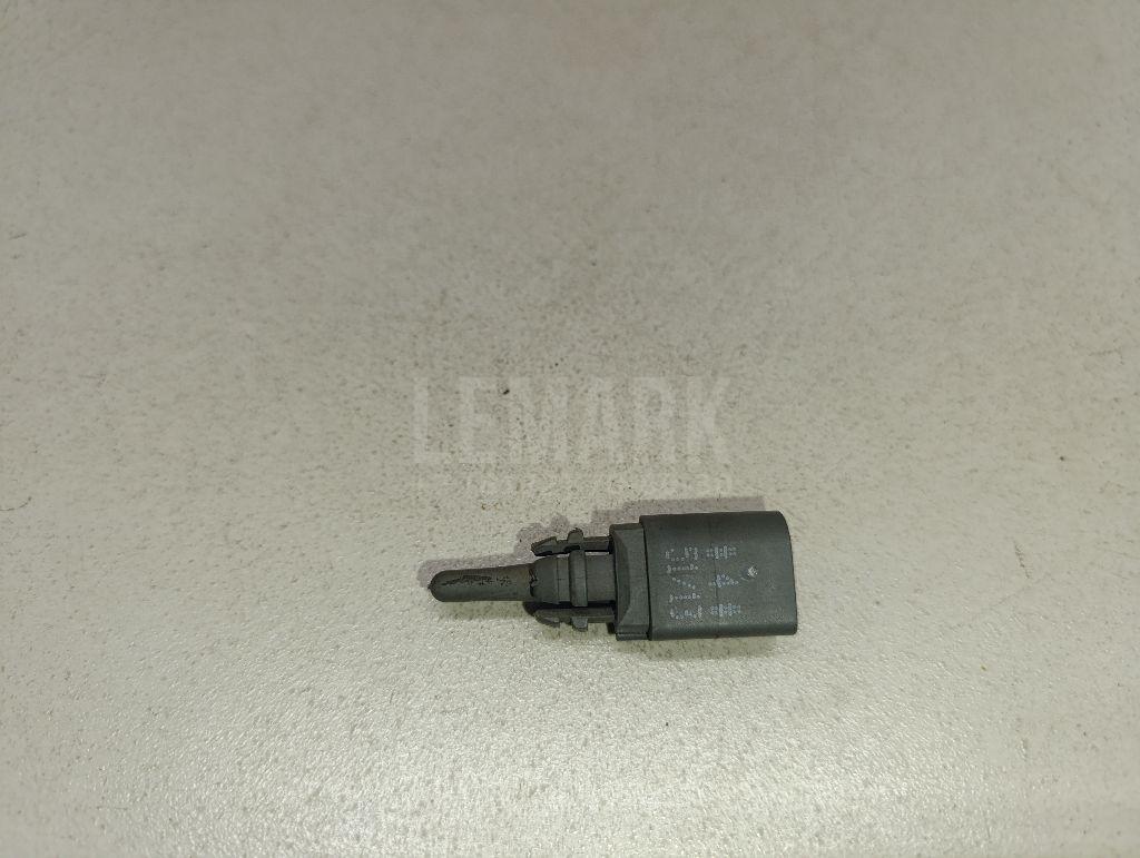 Датчик температуры воздуха 8Z0820535A VAG