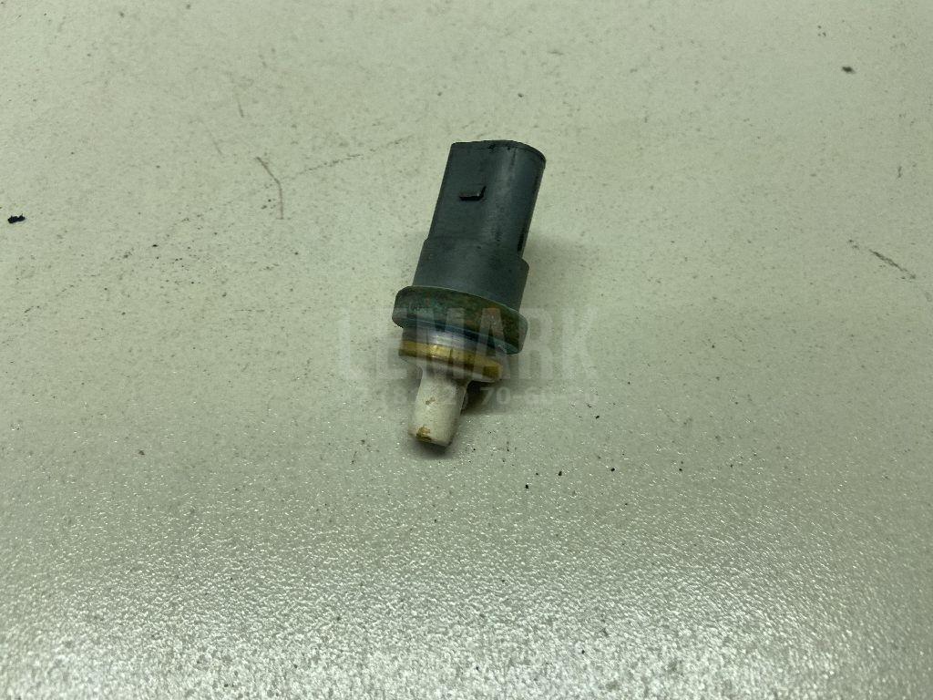 Датчик температуры 06A919501A VAG