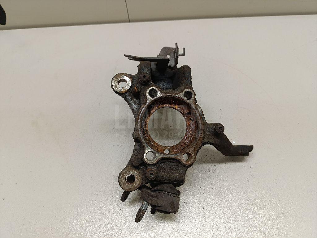 Кулак поворотный передний левый 5C0407255 VAG