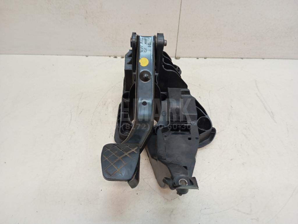 Педаль тормоза 6R1721060 VAG