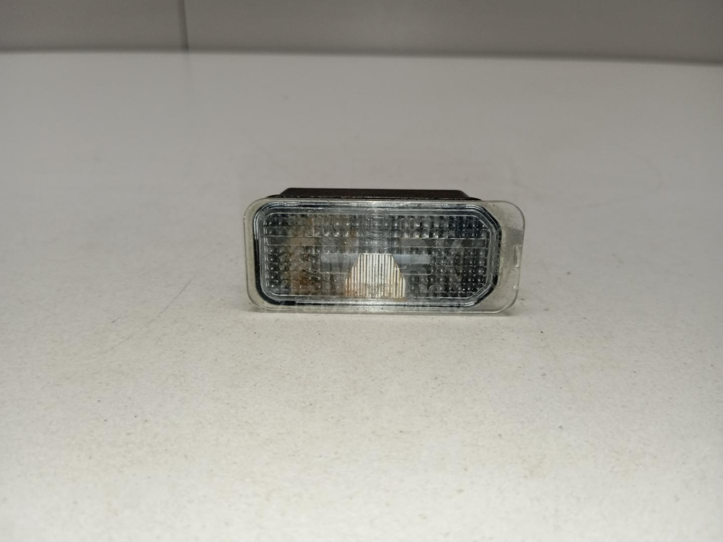 Фонарь подсветки номера 5105886 Ford