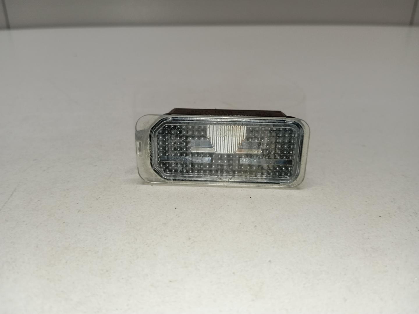 Фонарь подсветки номера 5105886 Ford