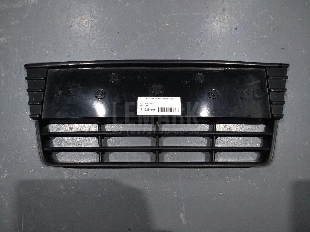 Решетка в бампер центральная 1719219 Ford