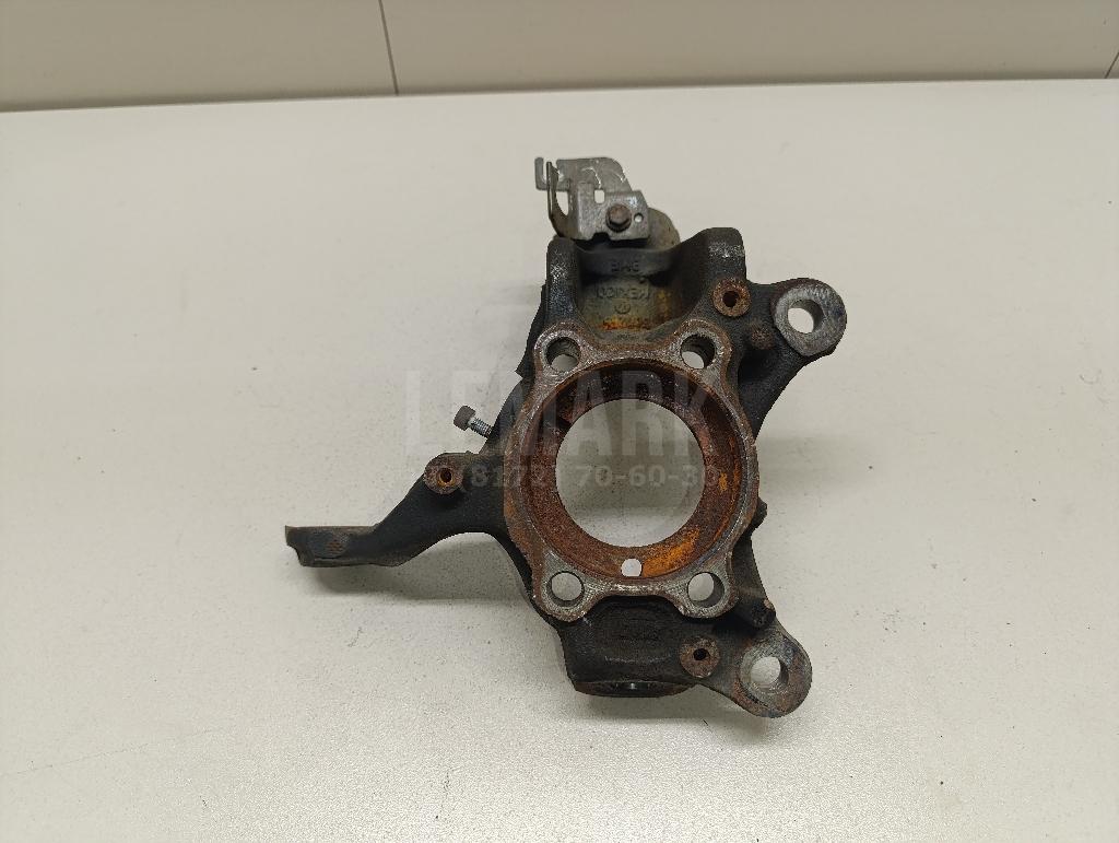 Кулак поворотный передний правый 5C0407256 VAG