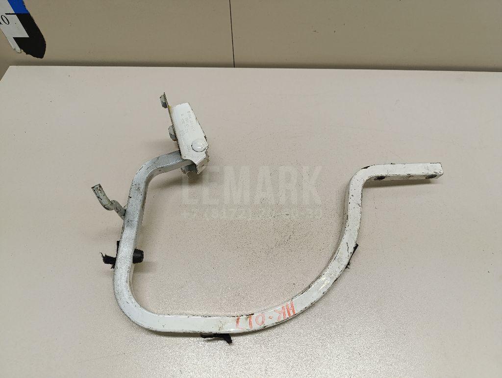 Петля крышки багажника 5C6827301D VAG