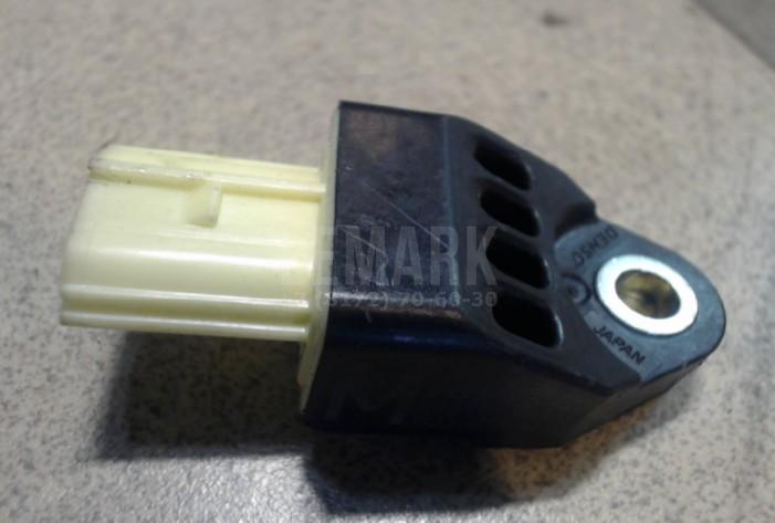 Датчик AIR BAG 8983133020 Toyota
