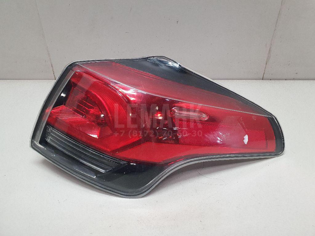 Фонарь задний наружный правый 8155142201 Toyota