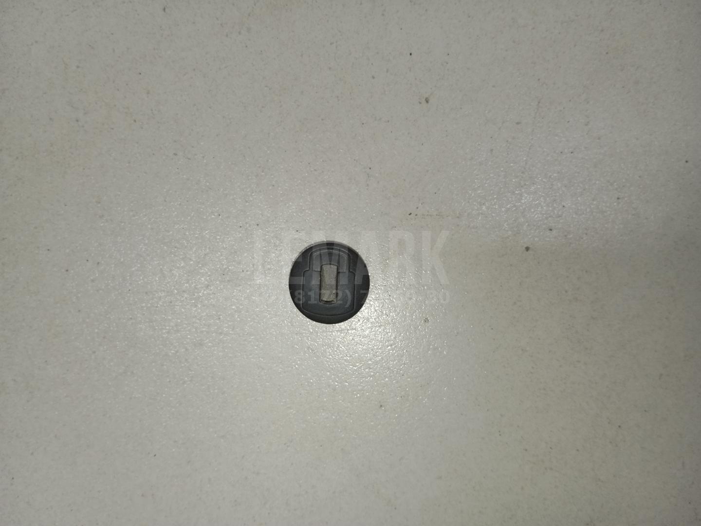 Заглушка 1Y0837111 VAG