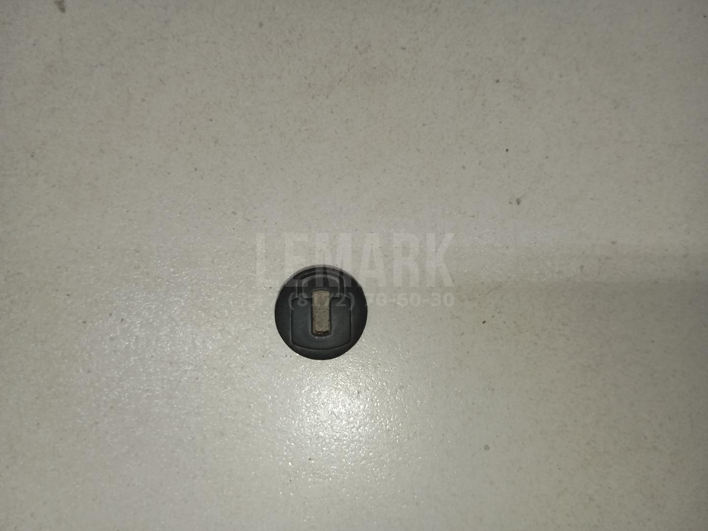 Заглушка 1Y0837111 VAG