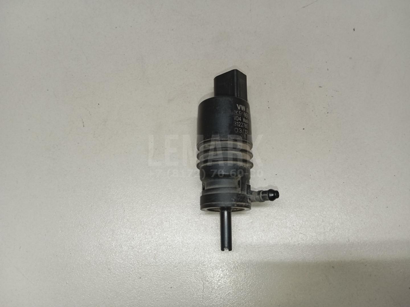 Насос омывателя 1K5955651 VAG