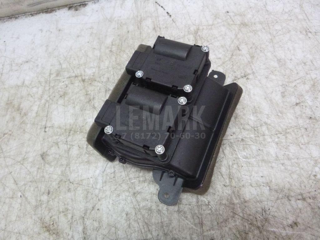 Дефлектор воздушный 7L0820526A VAG