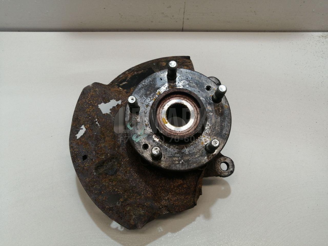 Кулак поворотный передний правый 517163U000 Hyundai-Kia