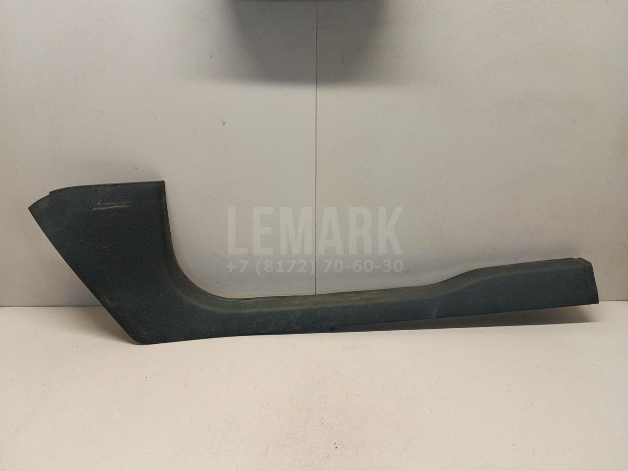 Накладка порога (внутренняя) 5L08634849B9 VAG