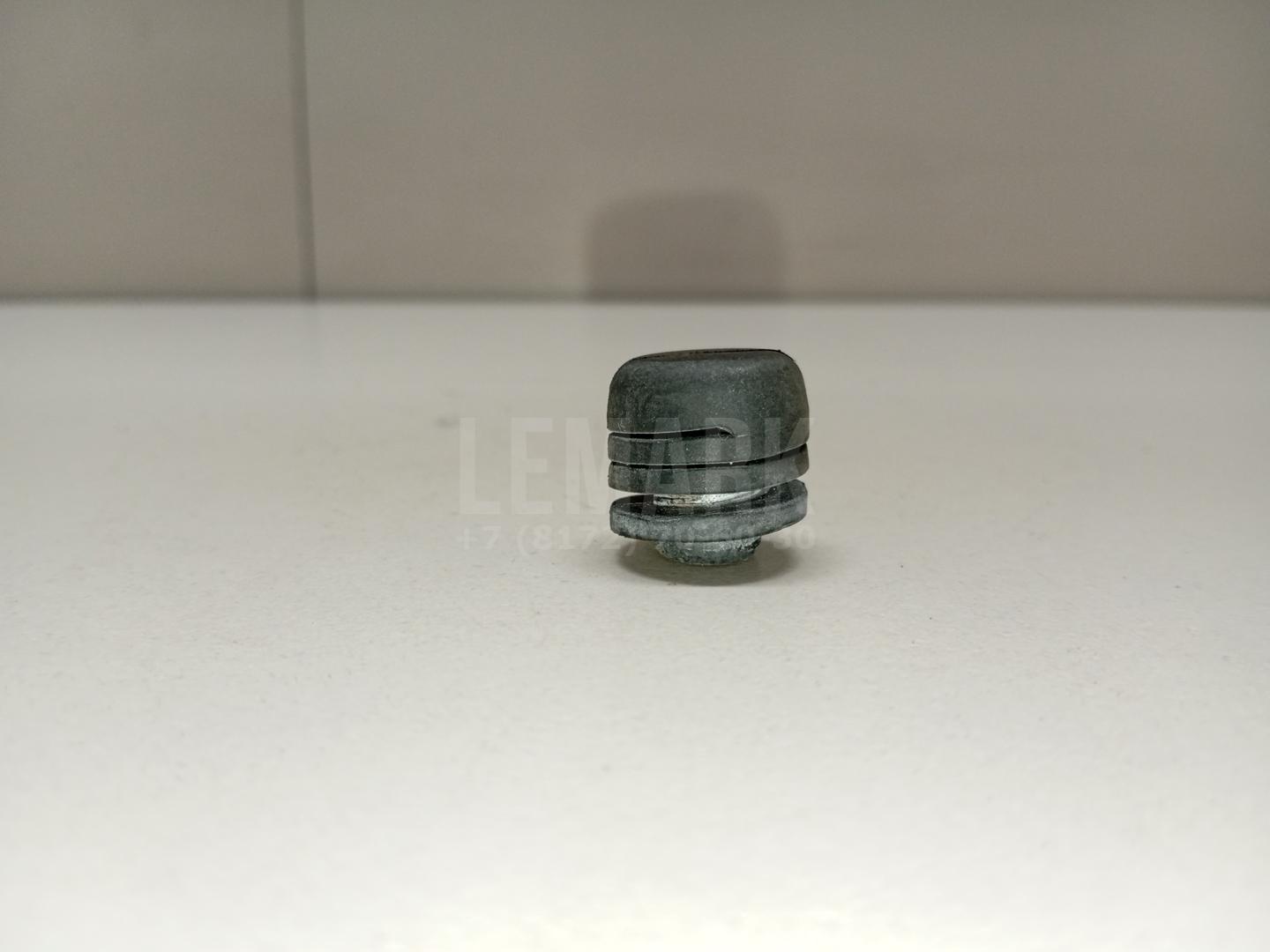 Отбойник капота 3B0823499B VAG