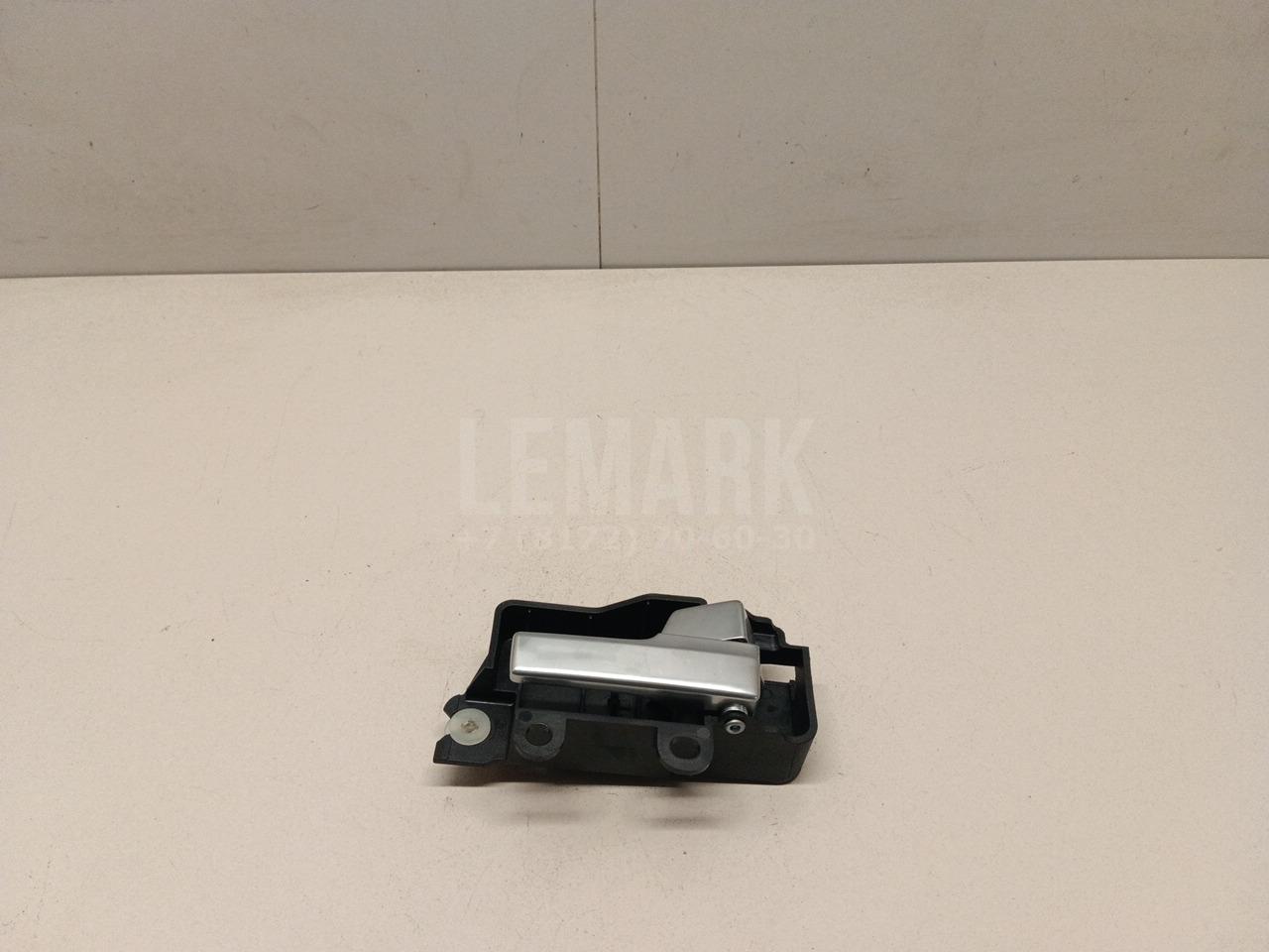 Ручка двери внутренняя правая 1470111 Ford
