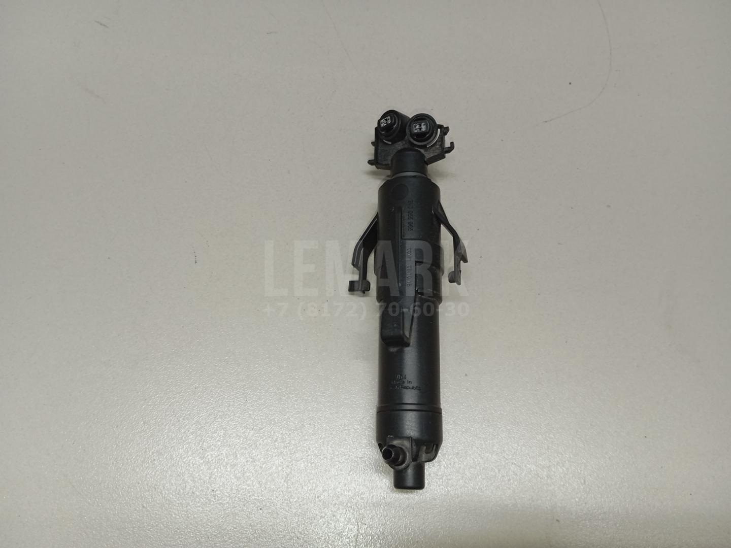 Форсунка омывателя фары 3V0955965 VAG