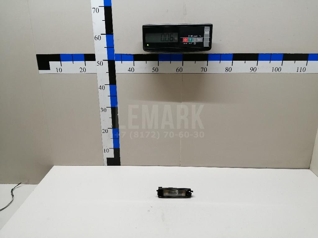 Фонарь подсветки номера 8127142050 Toyota