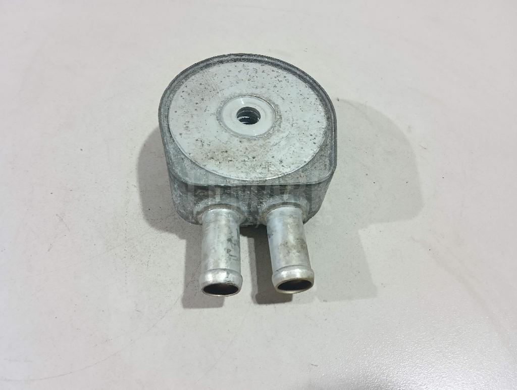 Радиатор масляный LR025515 Land Rover
