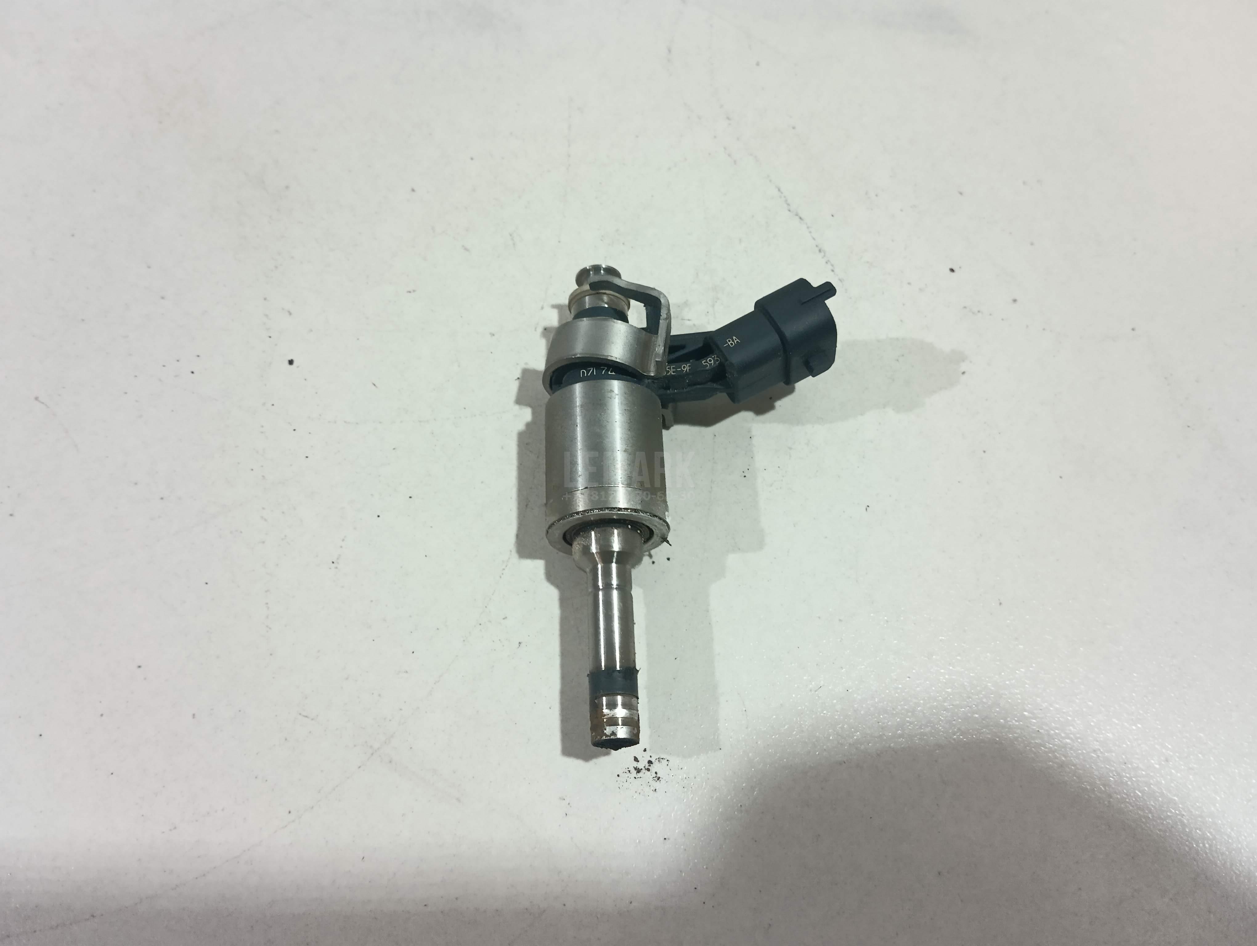 Форсунка инжекторная электрическая LR024998 Land Rover