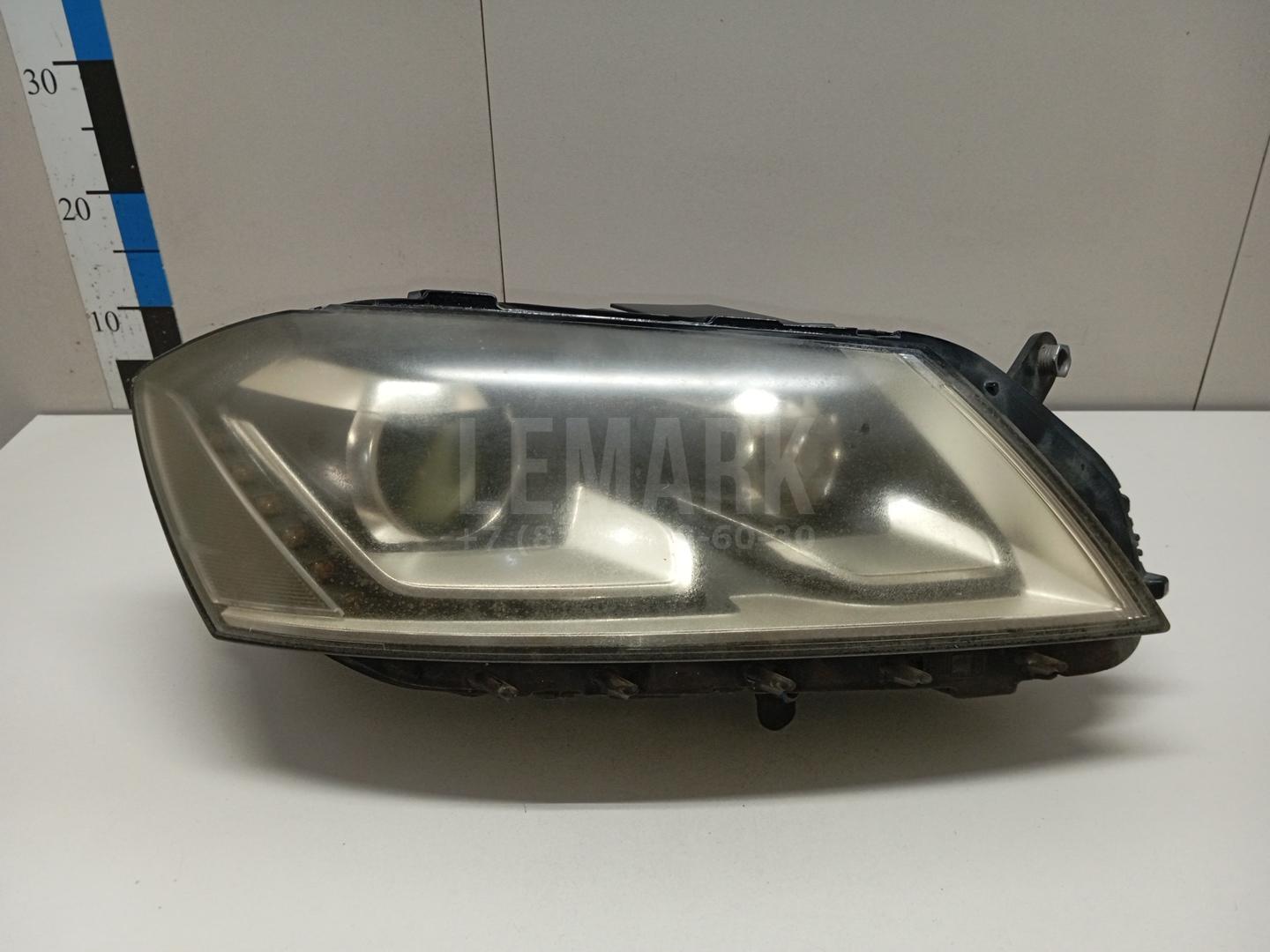 Фара правая 3AC941754 VAG