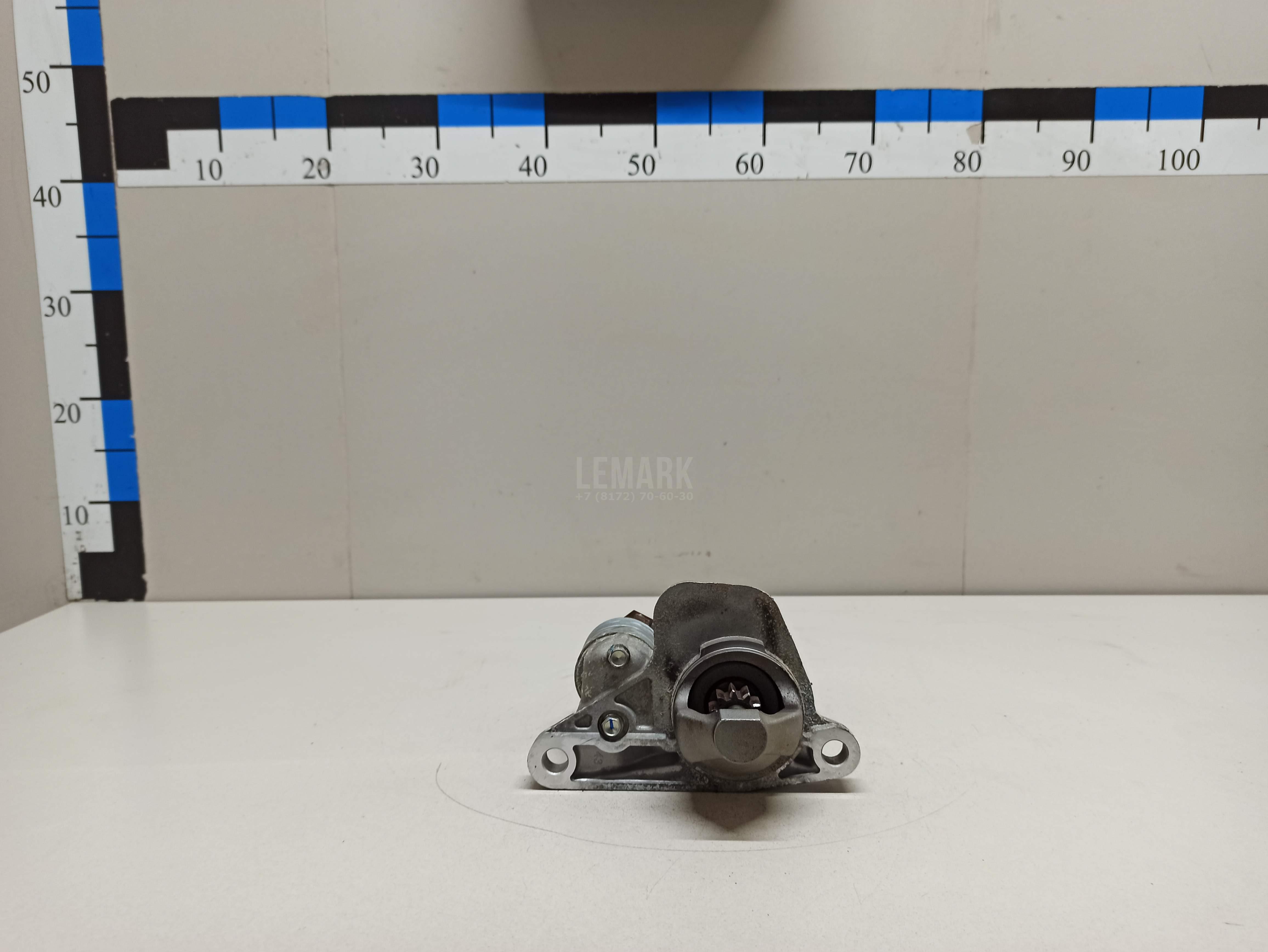 Стартер 23300EN20D Nissan