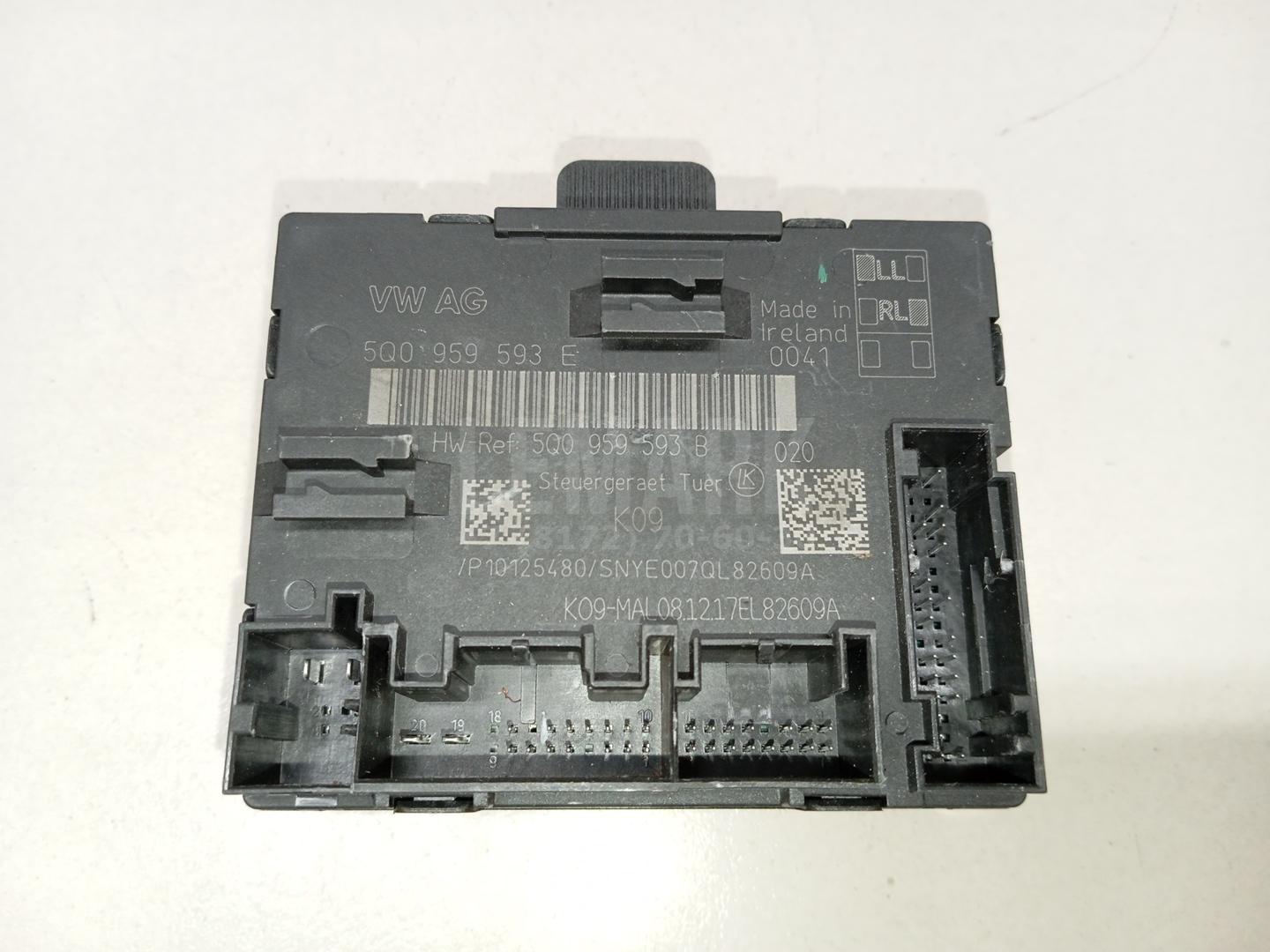Блок комфорта 5Q0959593E VAG