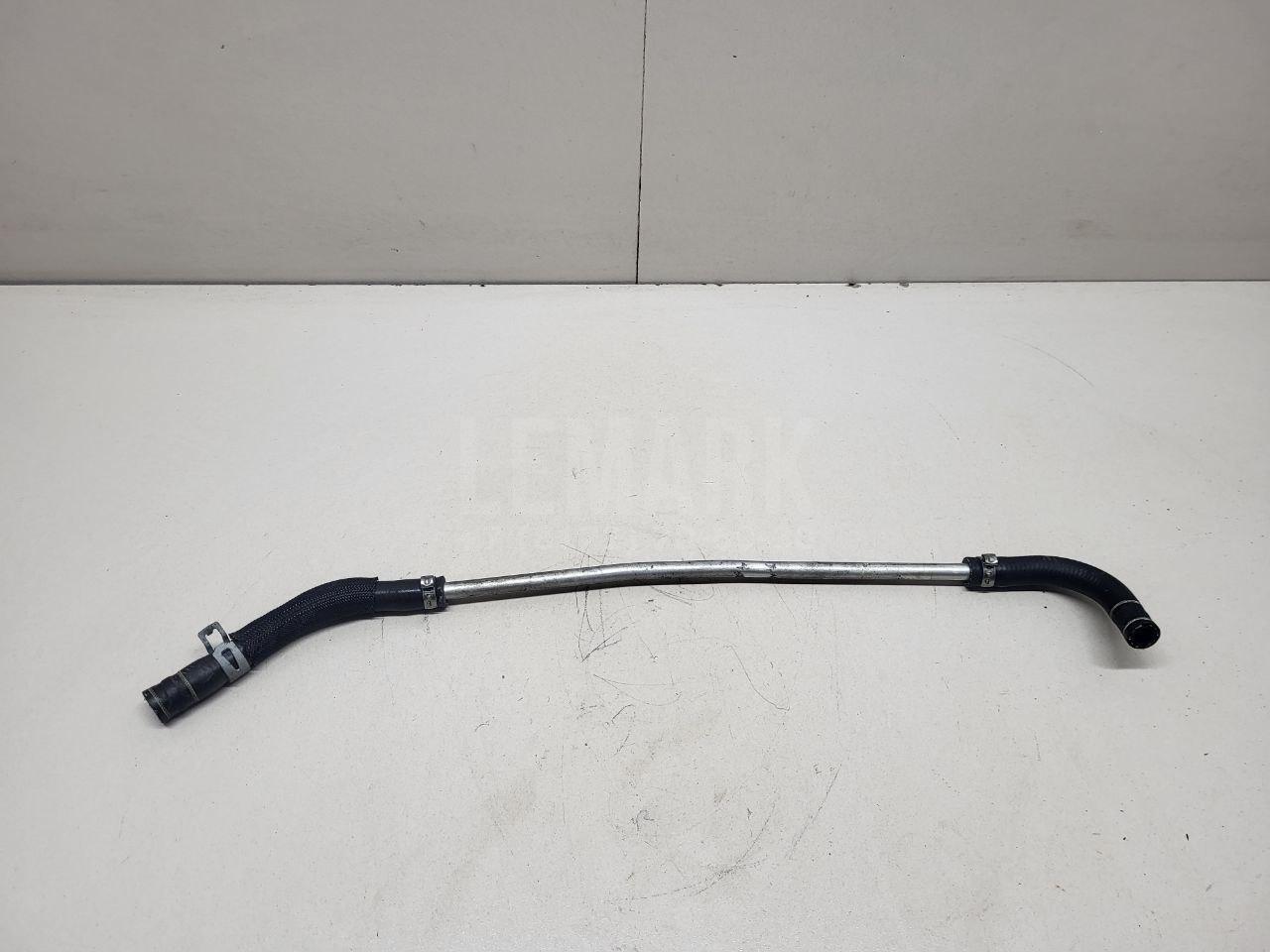 Трубка вакуумная LR045337 Land Rover